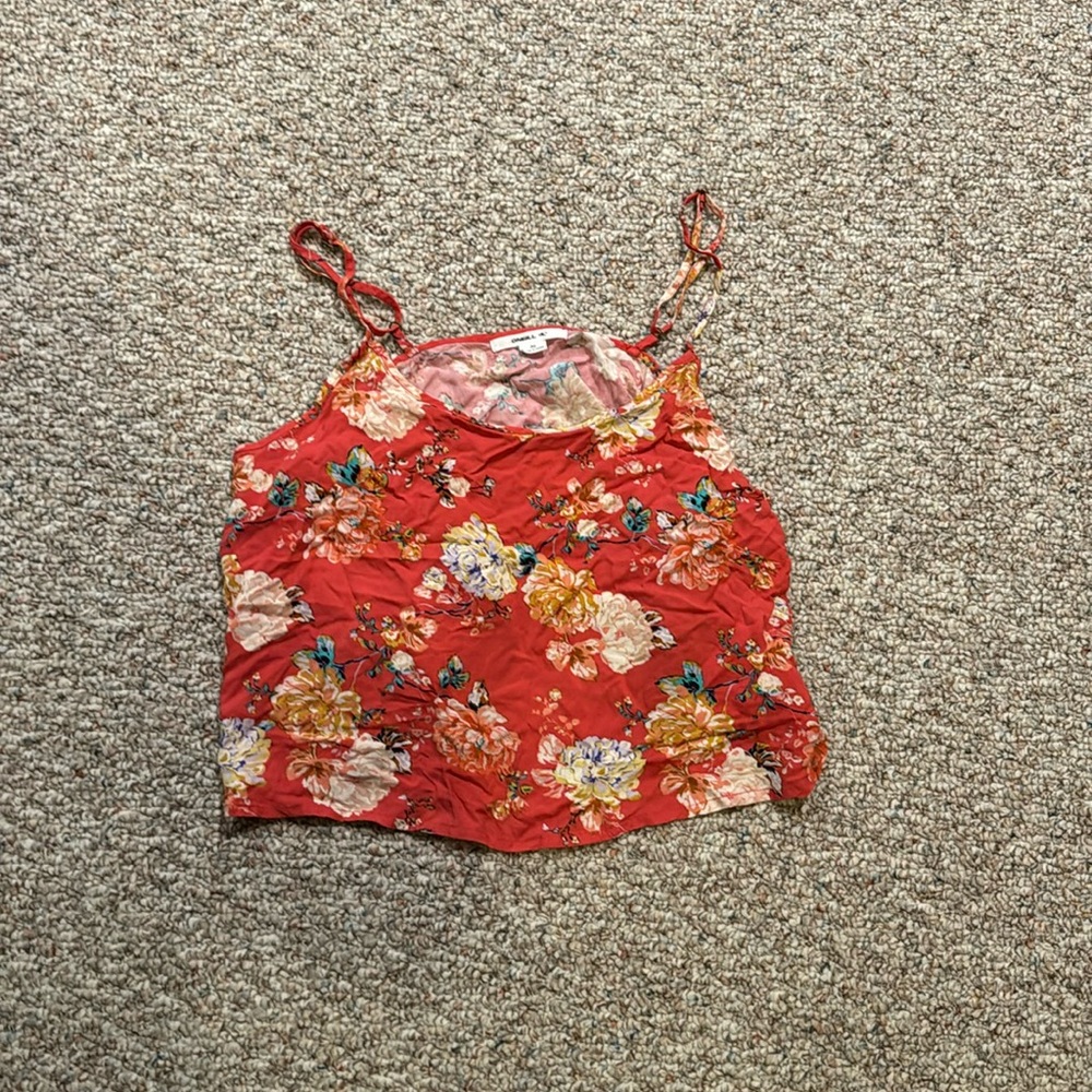 NWT. O’Neill floral tank. Cropped style